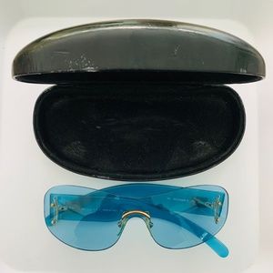 GUCCI tuquoise sunglasses